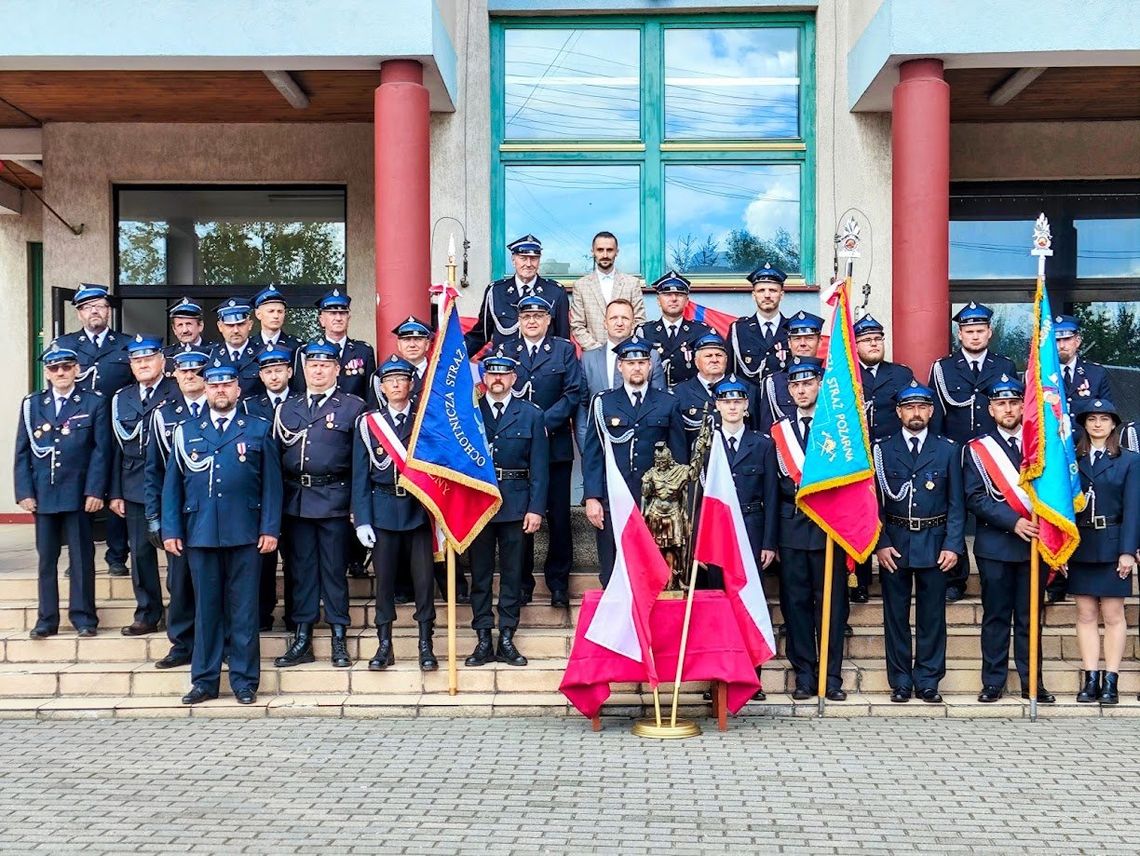 Powiat radzyński Strażacy uhonorowani za ofiarną służbę