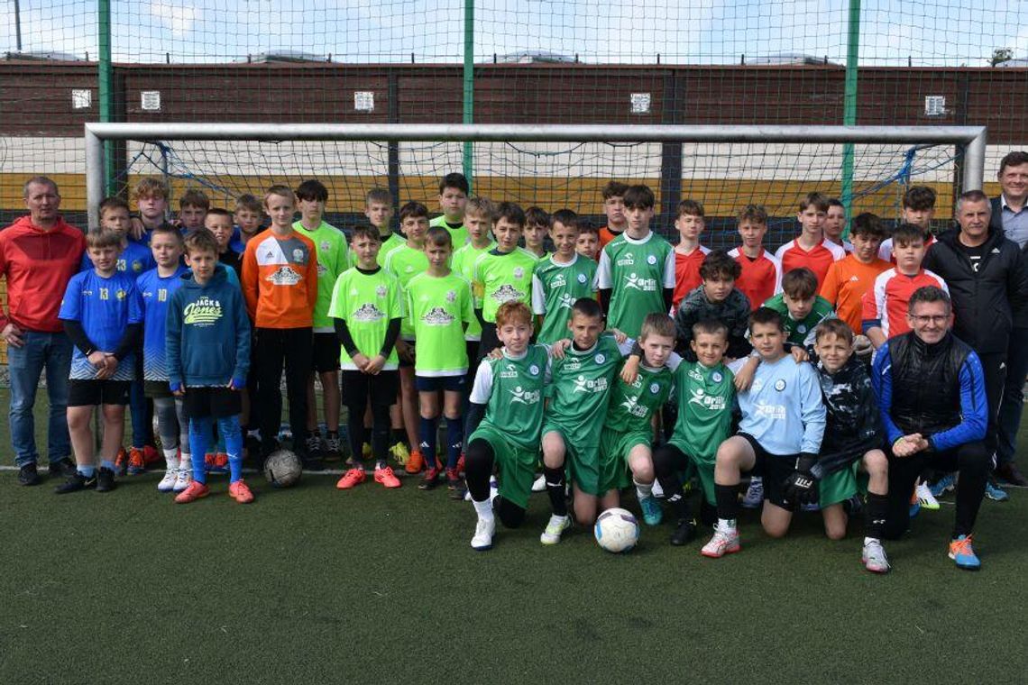 Powiatowe zmagania w piłce nożnej Powiatowe zmagania w piłce nożnej