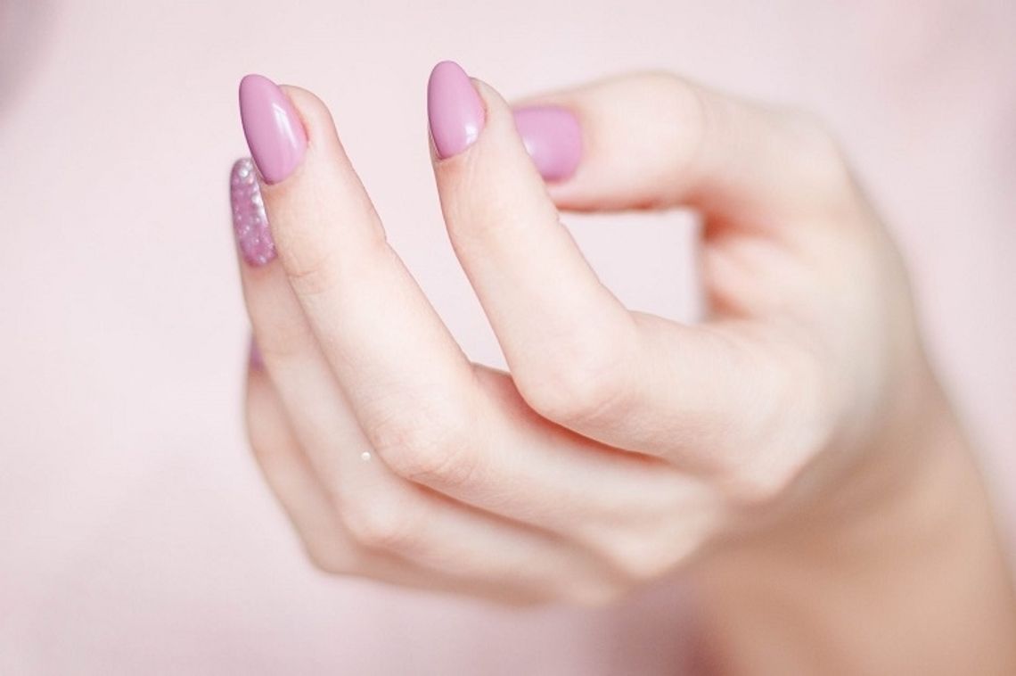 Primer do paznokci - dlaczego jest podstawą udanego manicure?