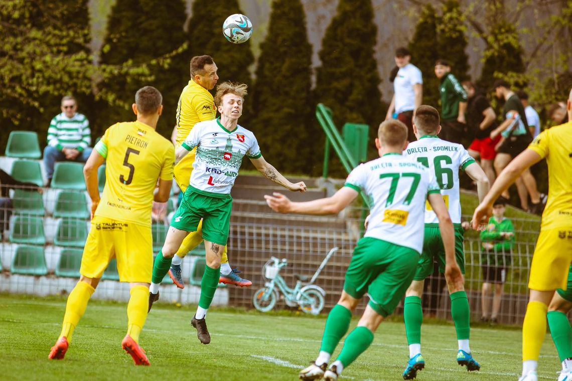 Radzynianie podzielili się punktami z Janowianką