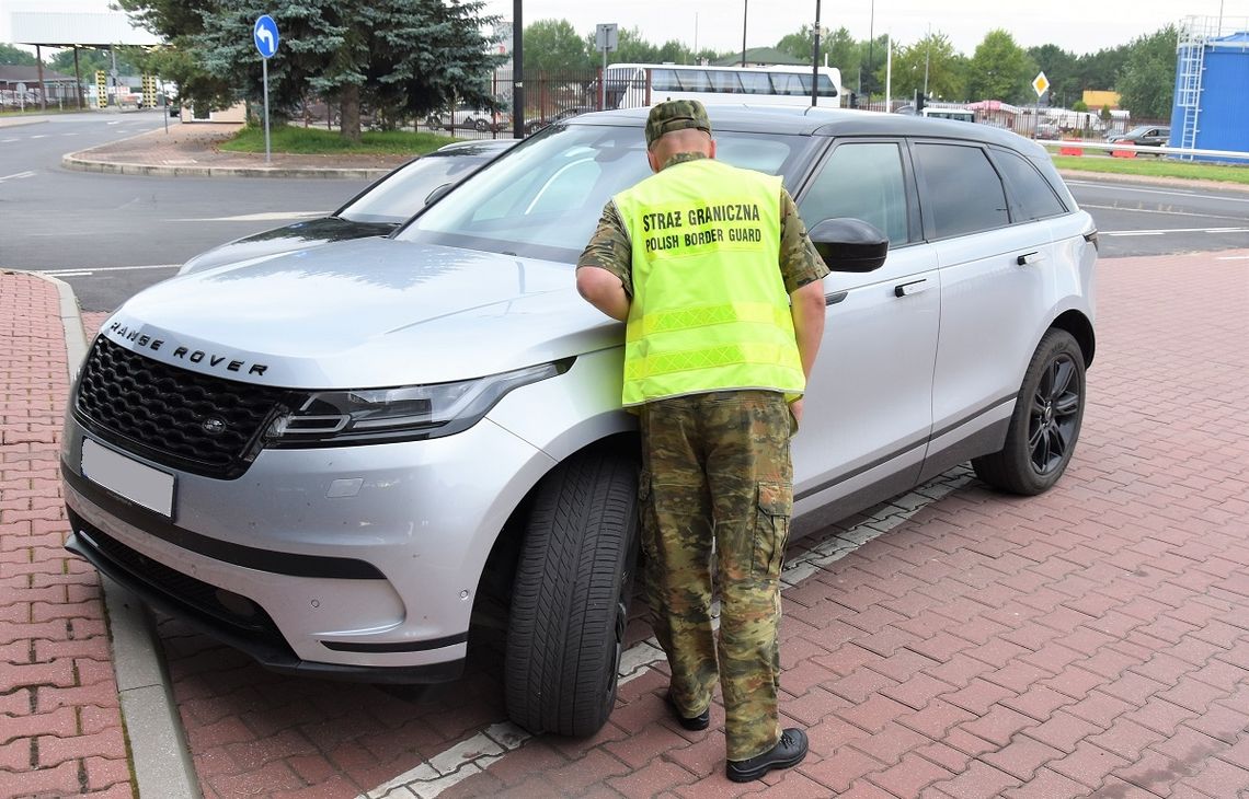 Range Rover Velar nie wyjechał z Polski. Rzecznik wyjaśnia dlaczego