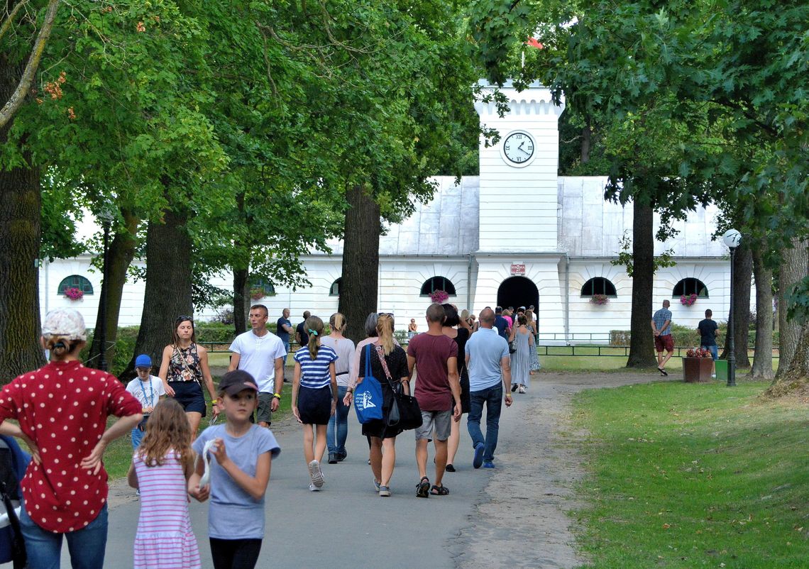 Rok stadniny w powiecie bialskim. Radny: To sztuka dla sztuki