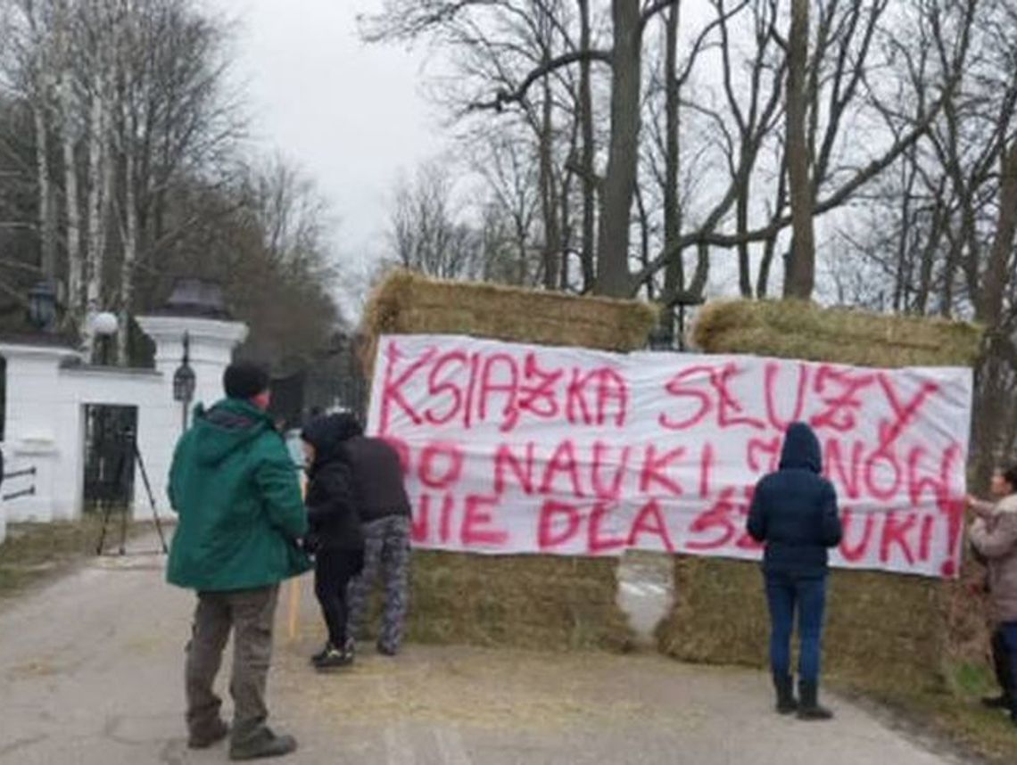 Nowa prezes weszła na teren stadniny w asyście policji. Pracownicy janowskiej stadniny będą strajkować?