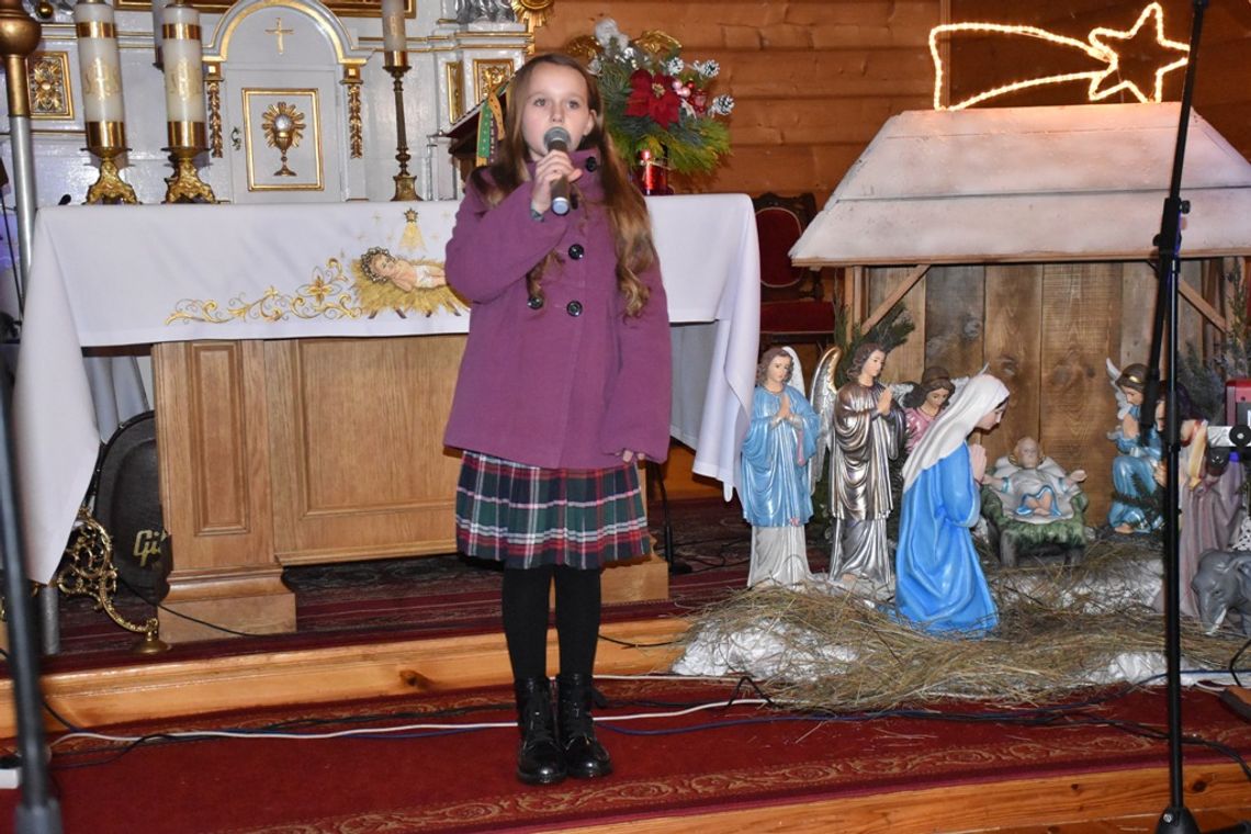 dziewczynka, koncert kolęd