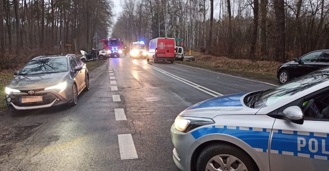 Samochody niczym domino, uderzały w siebie jeden po drugim