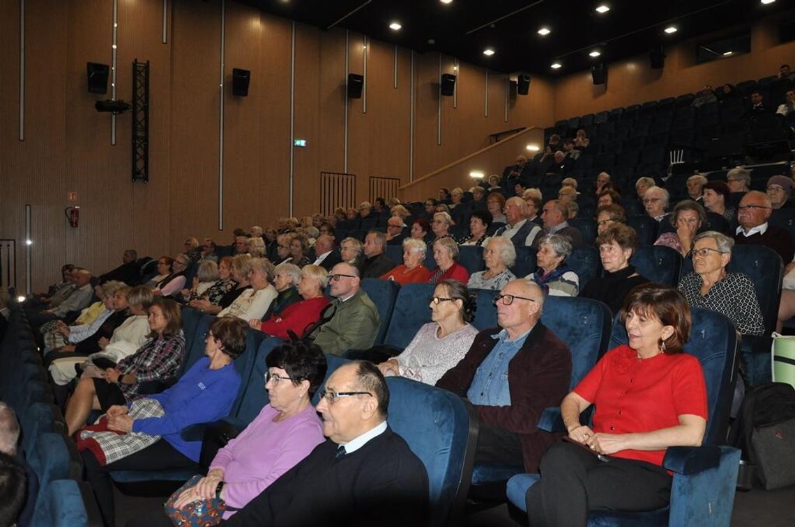 Międzyrzec Podlaski. Warsztaty, wycieczki i spotkania dla seniorów