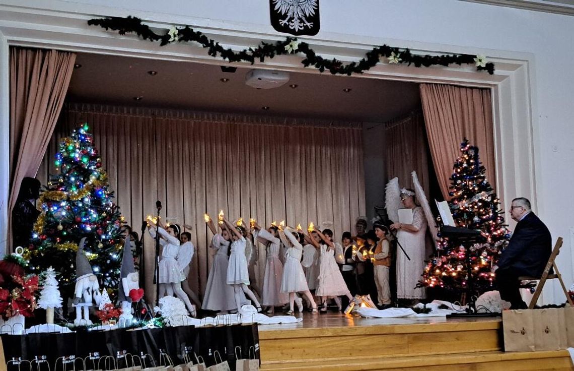 Serce rośnie, gdy widzi się wykonanie kolęd przez przedszkolaków