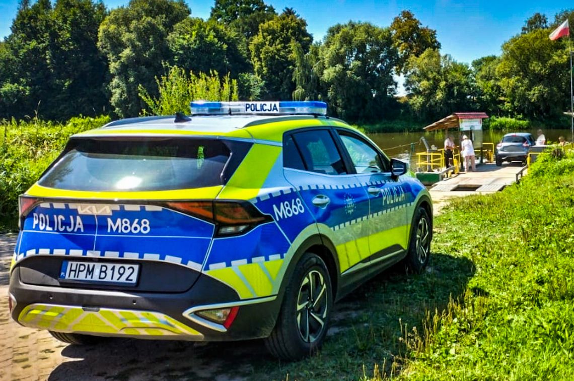 Skandal na Bugu. Pijani obsługiwali prom