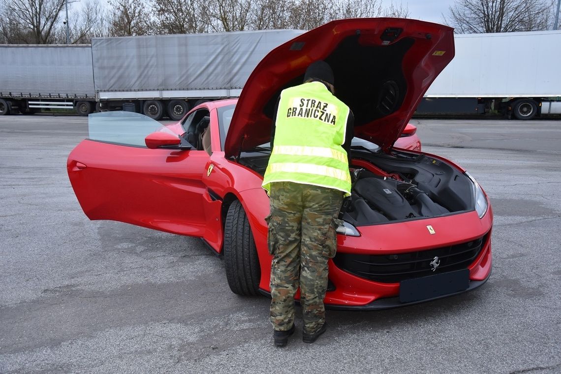 Skradzione ferrari o wartości 1,2 mln złotych zatrzymane w Kukurykach!