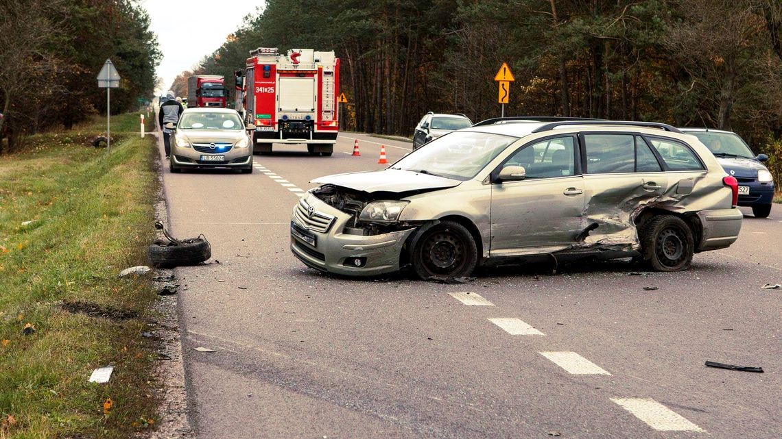 Stłuczka niedaleko cmentarza