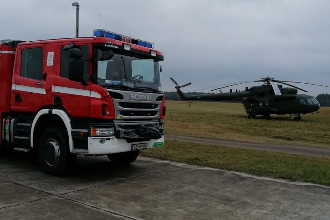 Strażacy wspierają żołnierzy Strażacy wspierają żołnierzy