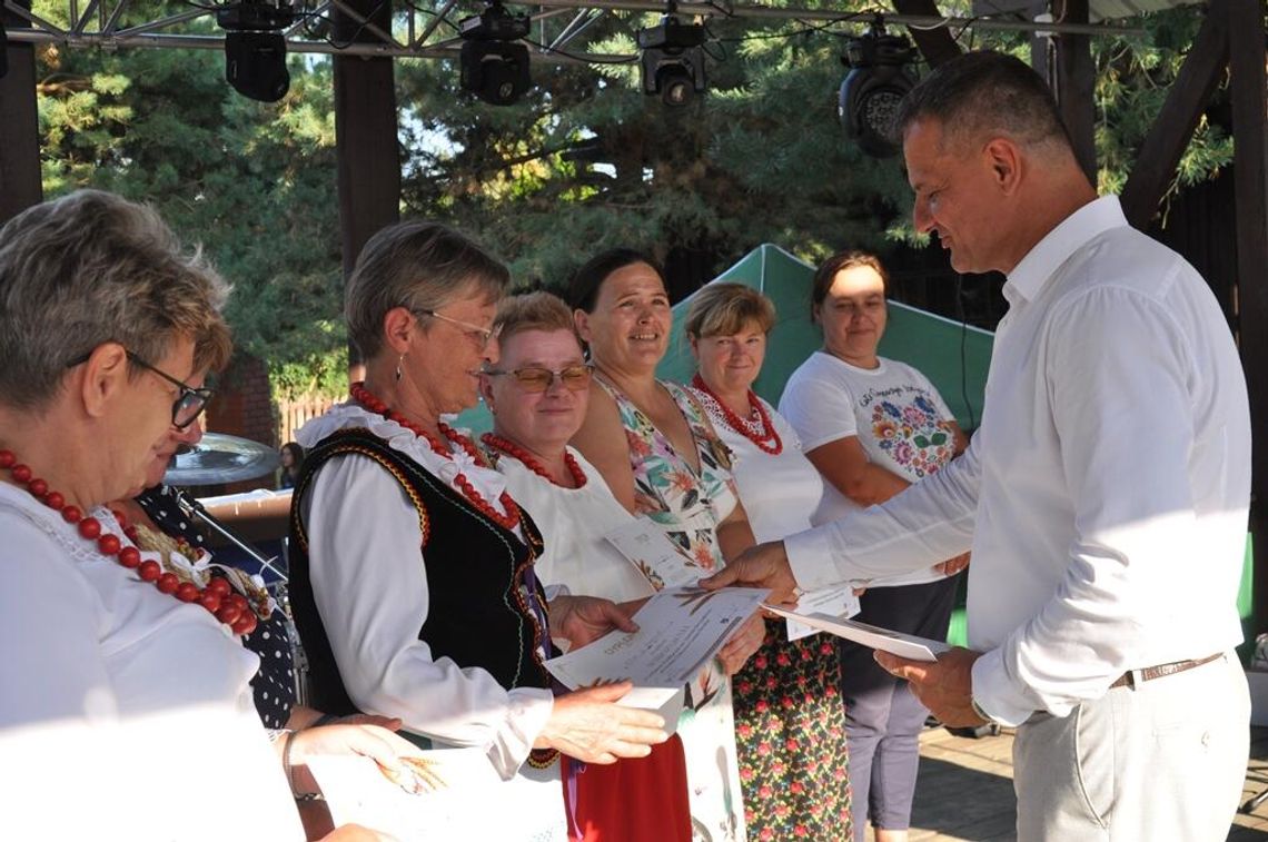 Dożynki gminne w Drelowie. Piękne wieńce i tradycyjne obrzędy