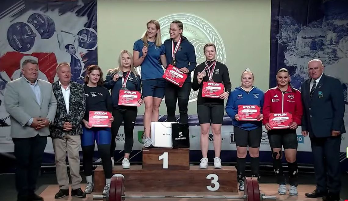 Sześć medali naszych dziewcząt