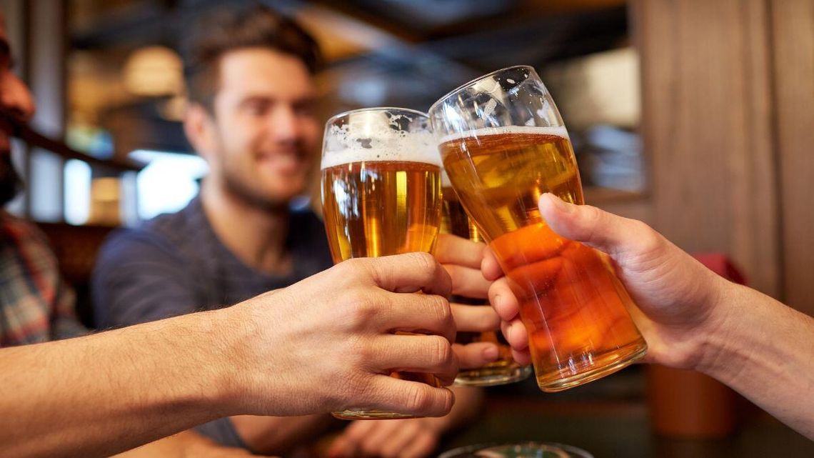 Tak pije Polska. Teraz wolimy raczej coś mocniejszego Tak pije Polska. Teraz wolimy raczej coś mocniejszego