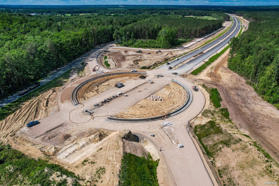 Tak powstaje S19. GDDKiA chwali się postępem prac [GALERIA ZDJĘĆ]