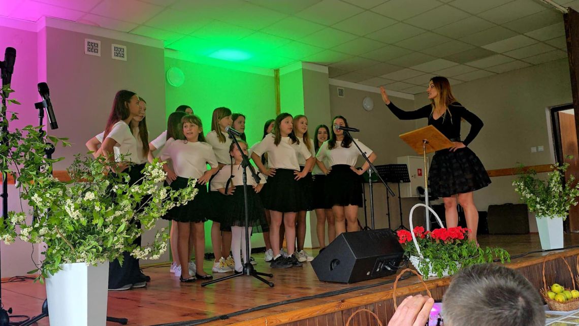 Talent i tradycja na scenie w Polubiczach [ZDJĘCIA]