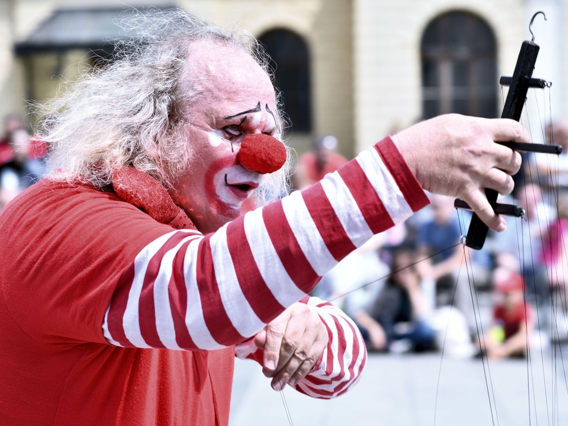 Teatr, animacje i ogień w Parku Miejskim. Karawana 2026 zawita do Łosic i Olszanki Teatr, animacje i ogień w Parku Miejskim. Karawana 2026 zawita do Łosic i Olszanki