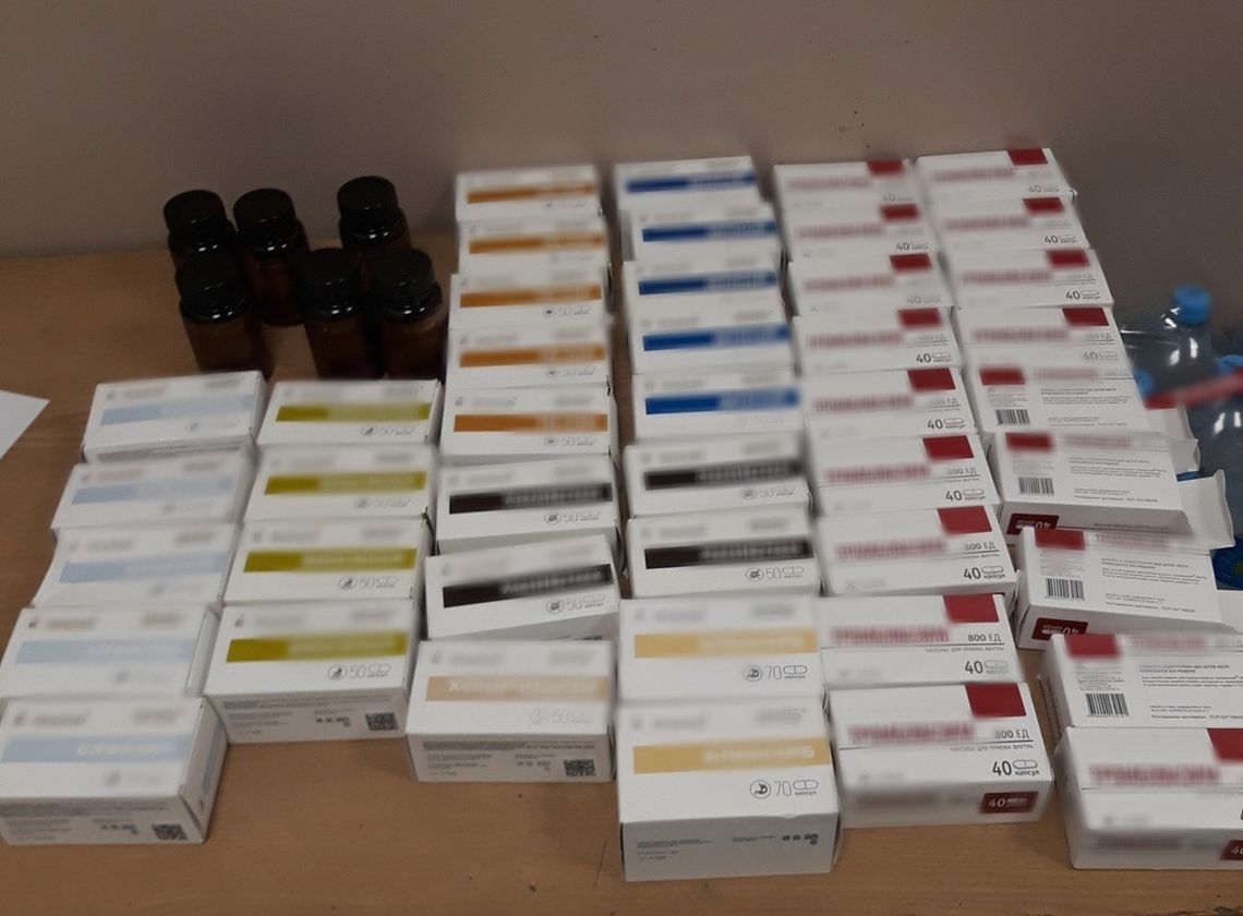 Terespol. Pasażer autobusu miał ponad 2 tysiące tabletek