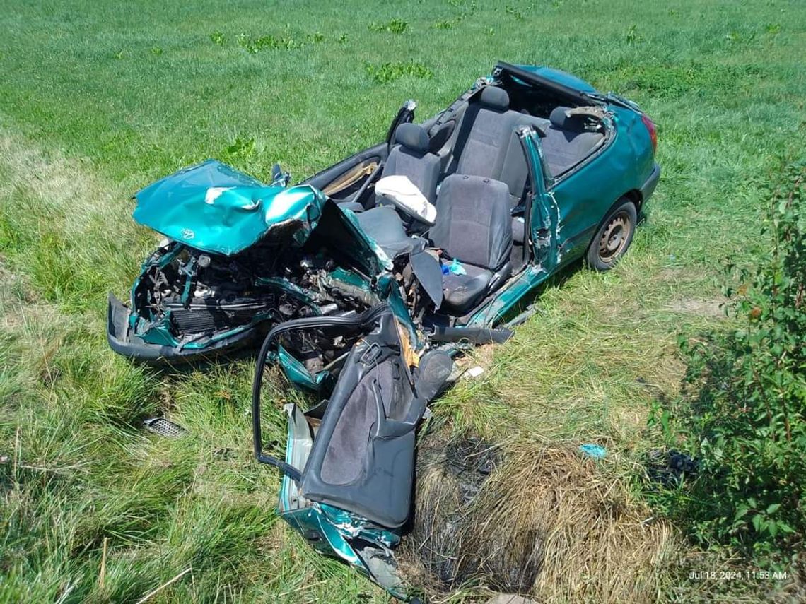 Tragedia na drodze. Nie żyje kierowca toyoty