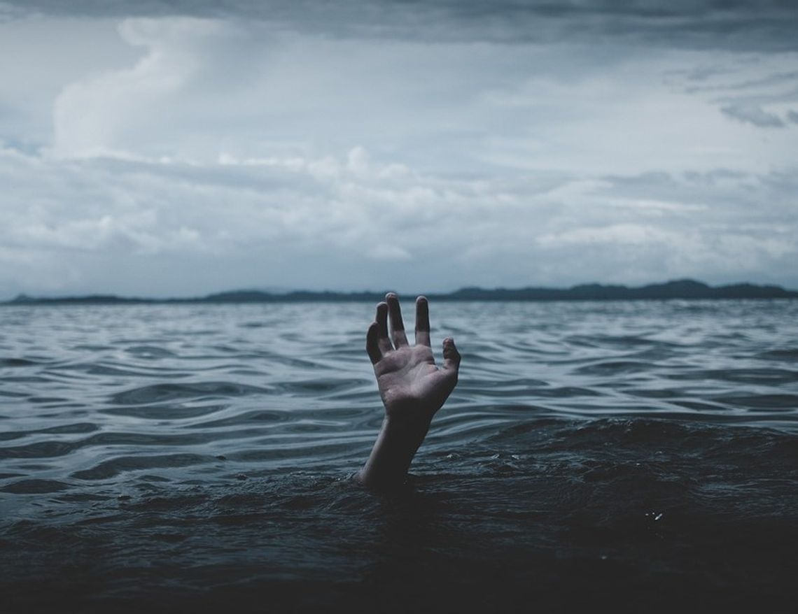 Tragedia na Międzyrzeckich Jeziorkach. Utonął 53-latek