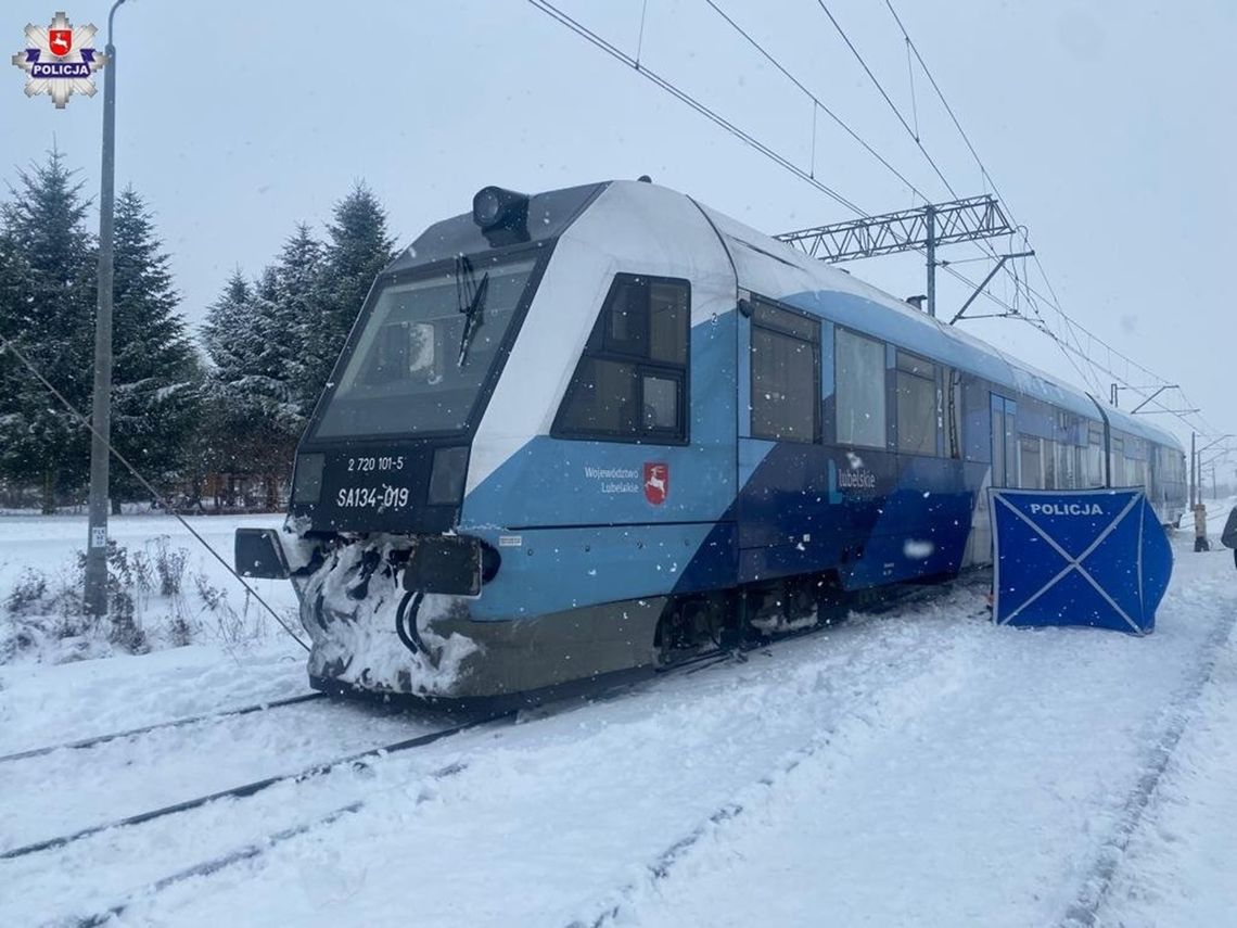 Tragedia przy odśnieżaniu torów! Jeden z mężczyzn zginął na miejscu