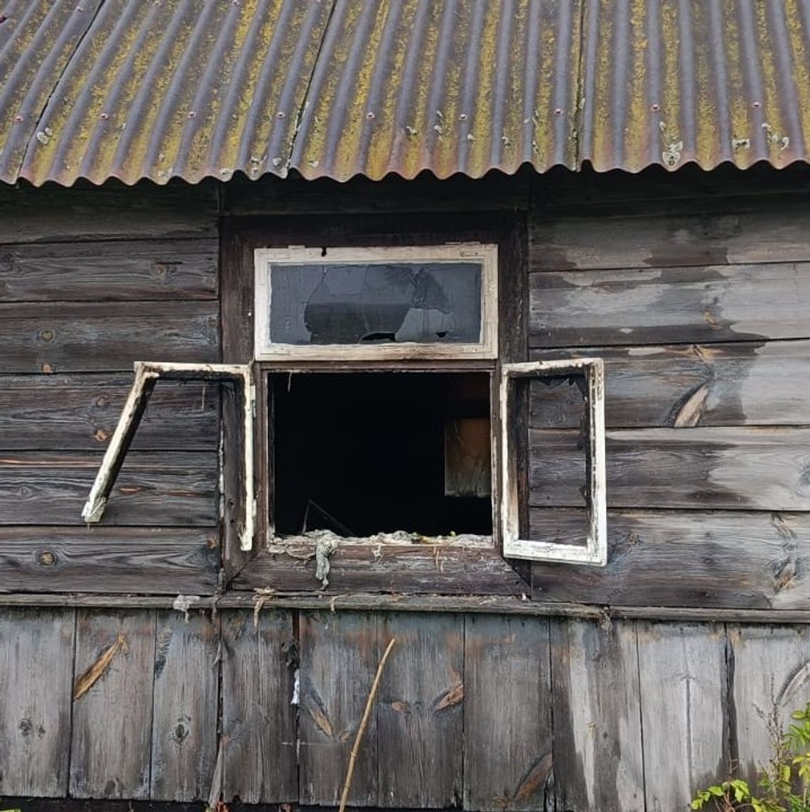 Tragiczny pożar w gminie Rokitno. Nie żyje 93-letnia kobieta [ZDJĘCIA]