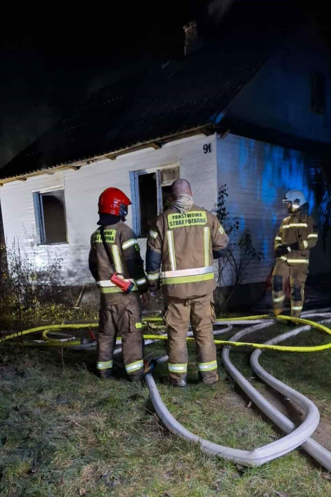 Tragiczny pożar w Radzyniu Podlaskim. Nie żyje 53-latek [ZDJĘCIA]