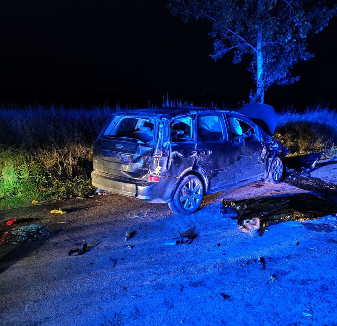 Tragiczny wypadek w powiecie łosickim. Auto przygniotło pasażerkę