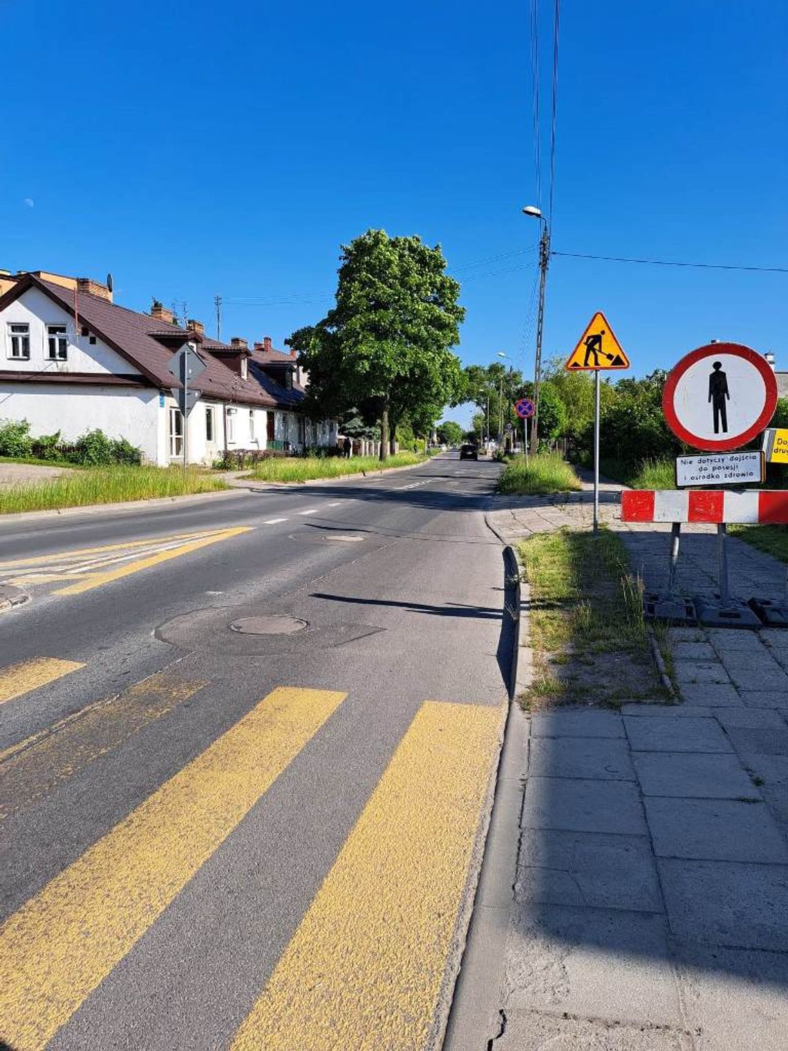 Trwa budowa ronda na Łomaskiej. Na ulicy wprowadzono ruch wahadłowy