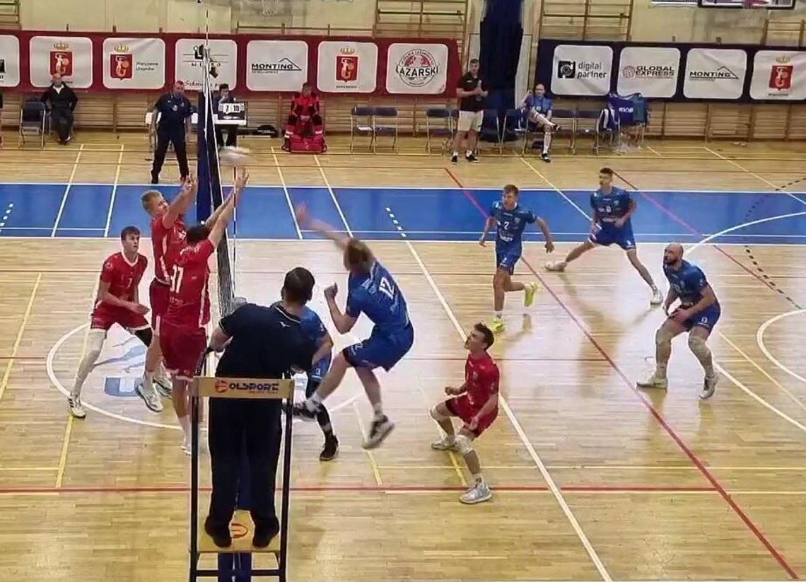 Trzy punkty w stolicy