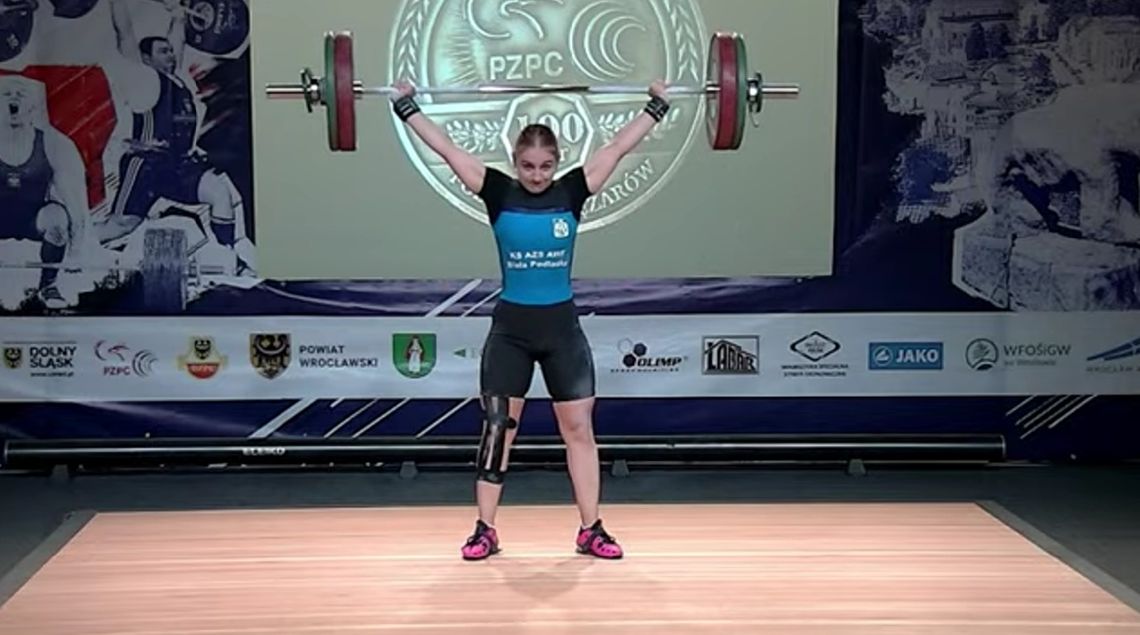 Trzy srebra i rekord w rwaniu