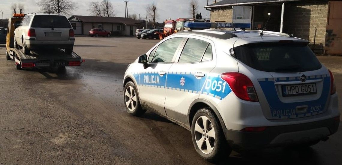 Uciekał przed policjantami. Był pijany