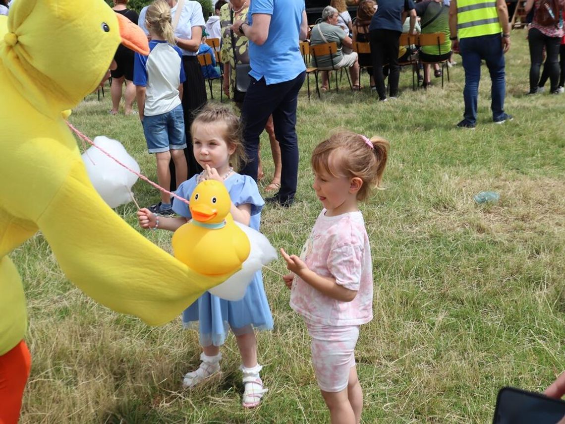 Uczestnicy wyścigu kaczek wspomogli Azyl [GALERIA ZDJĘĆ]