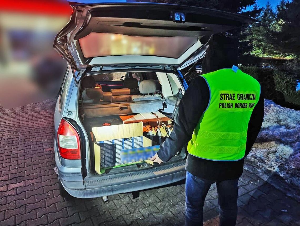Udana akcja funkcjonariuszy ze Sławatycz. Kontrabanda warta była ponad 47 tys. zł NOST Sławatycze papierosy przemyt świętokrzyskie