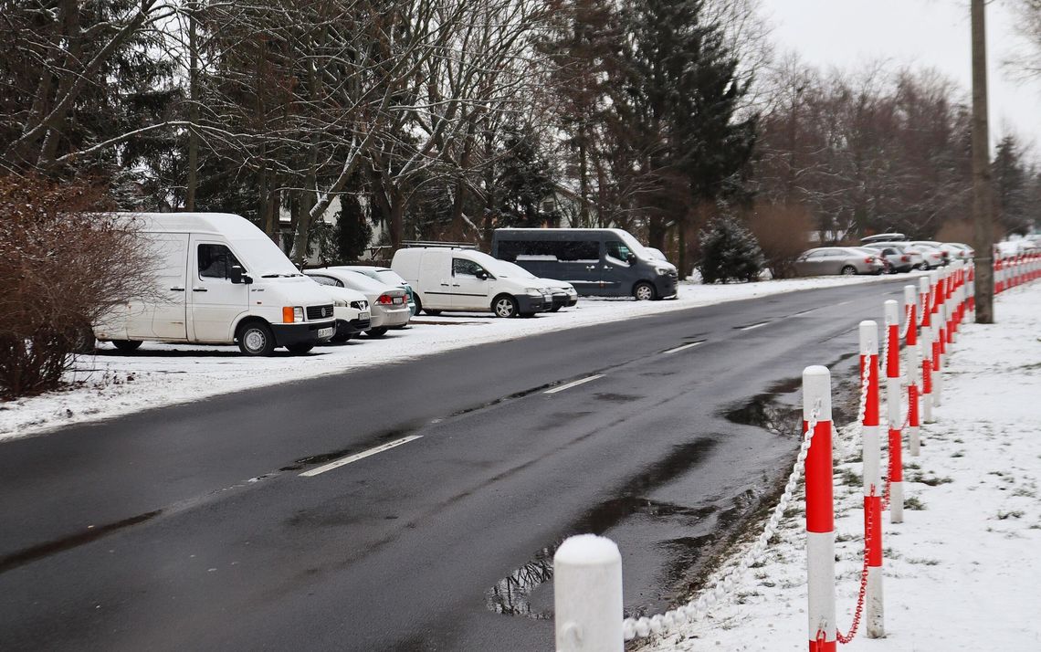 artyleryjska biała podlaska parking ulica