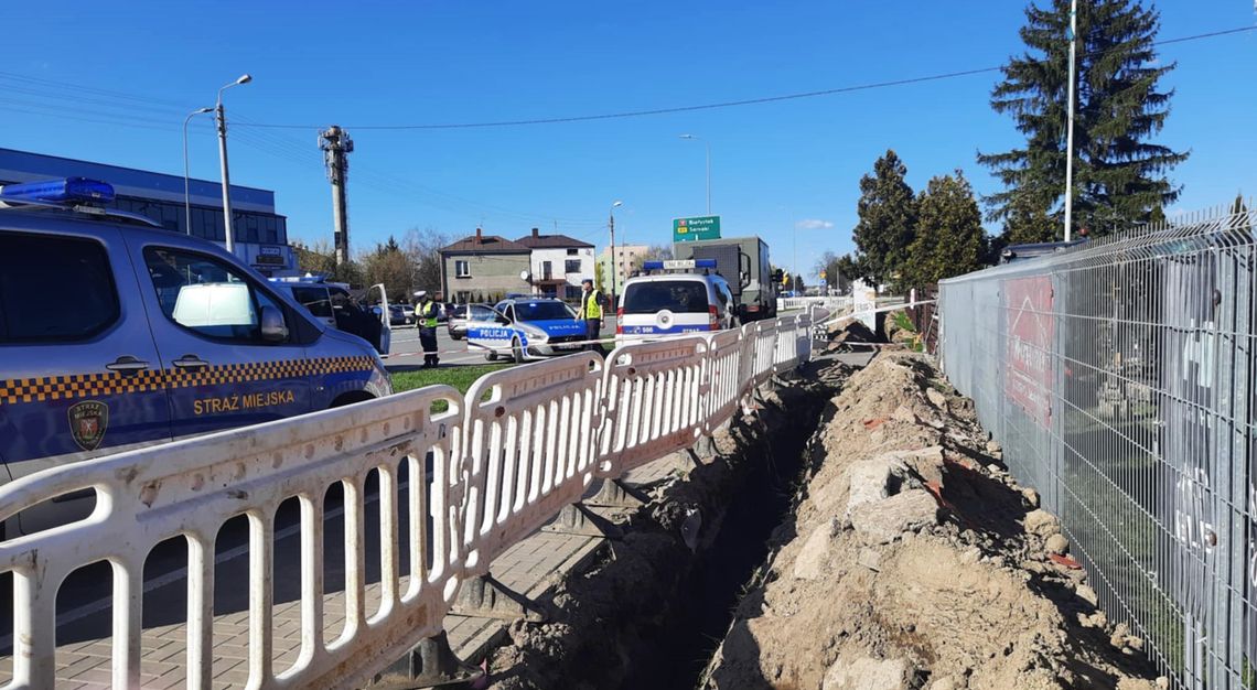 Ulica Janowska zablokowana. Saperzy wydobywają niewybuch