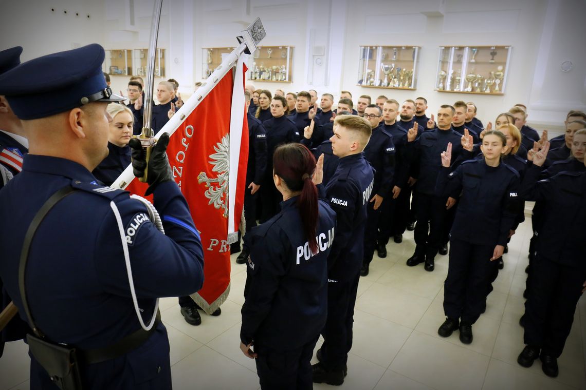 W bialskiej i parczewskiej komendzie przybędzie policjantów