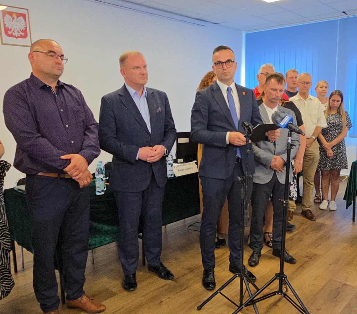 Ważą się losy wójta i radnych