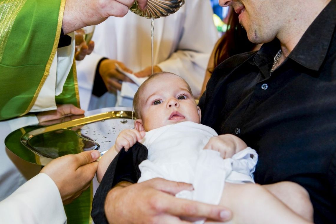 Ważna decyzja w polskim Kościele. Żonaci mężczyźni będą mogli udzielać sakramentów