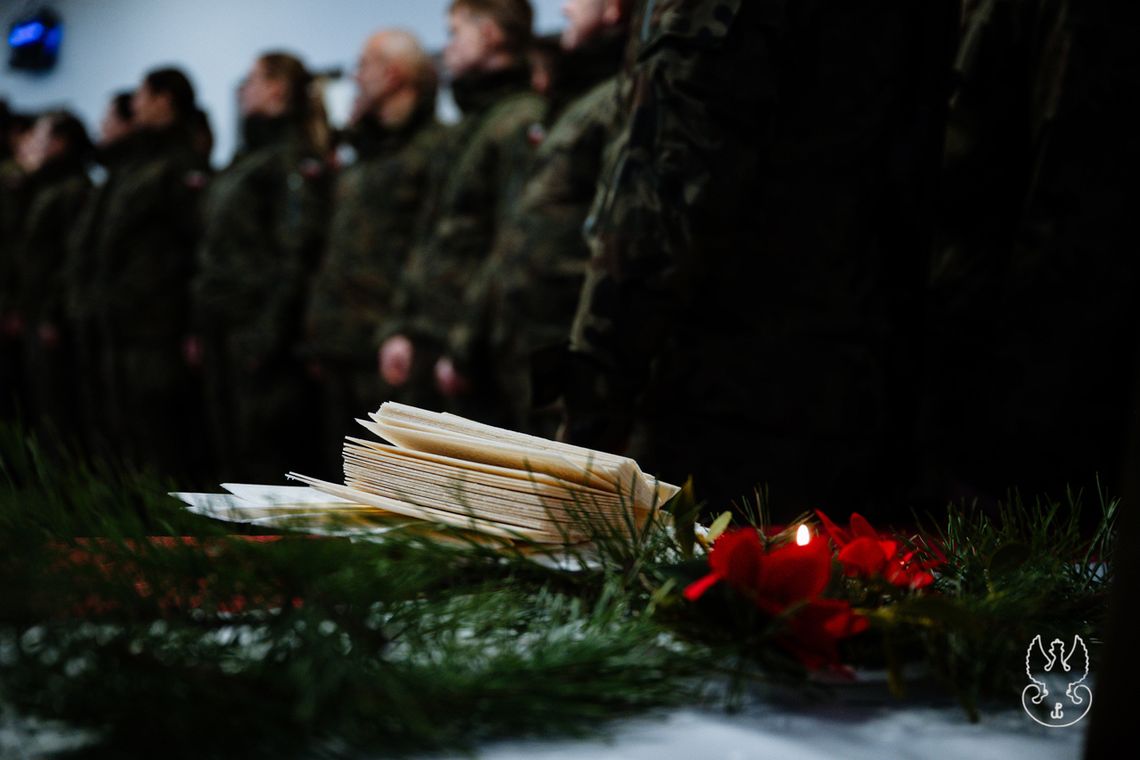 Wigilia w Kopytowie. Z żołnierzami świętował generał (ZDJĘCIA)