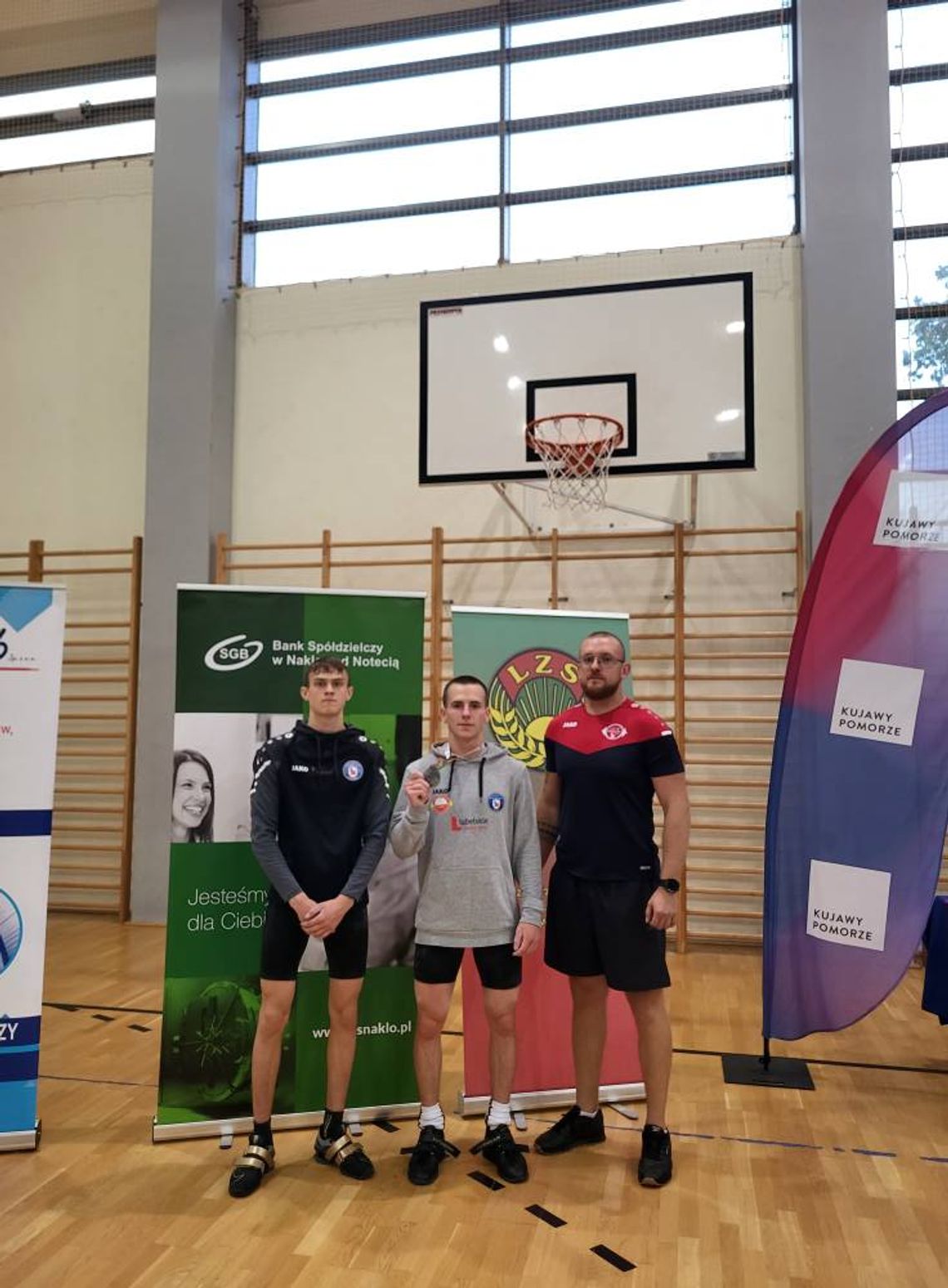 Wiktor z srebrnym medalem i rekordem Polski