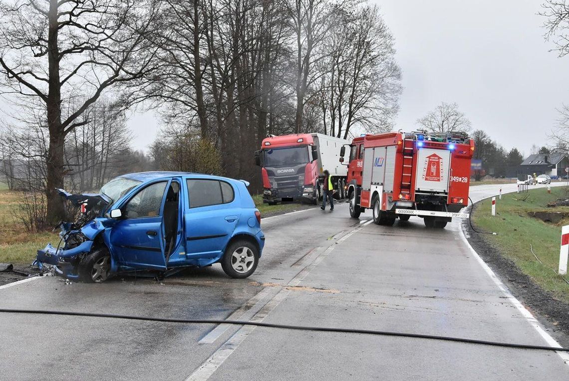 Wisznice. Czołowe zderzenie z ciężarówką. Policja ujawniła szczegóły