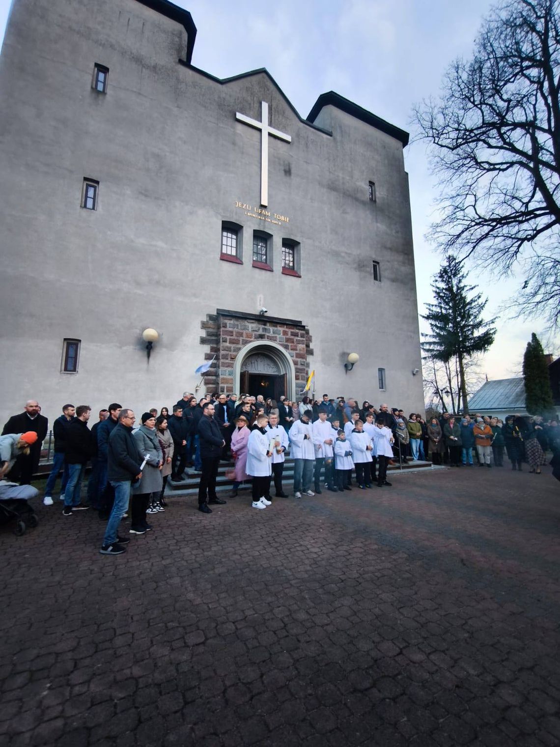 Wisznice dla Jezusa. Przed nami Wieczór Uwielbienia Wisznice dla Jezusa. Przed nami Wieczór Uwielbienia