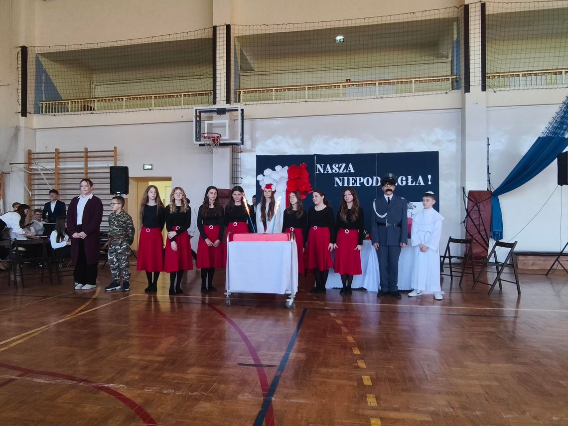 Wisznice. Świętowali urodziny Ojczyzny