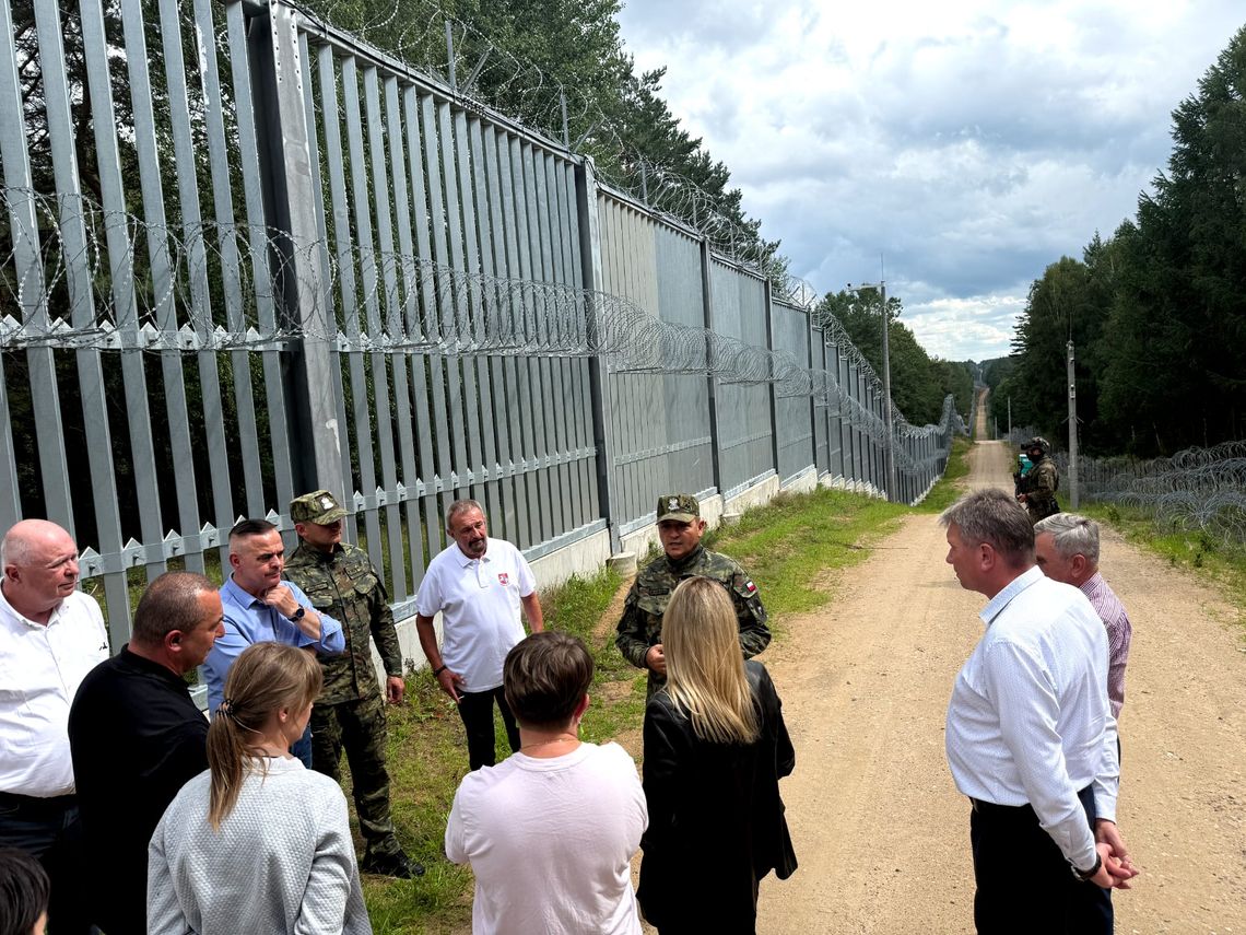 Wizytowali zabezpieczenia wschodniej flanki