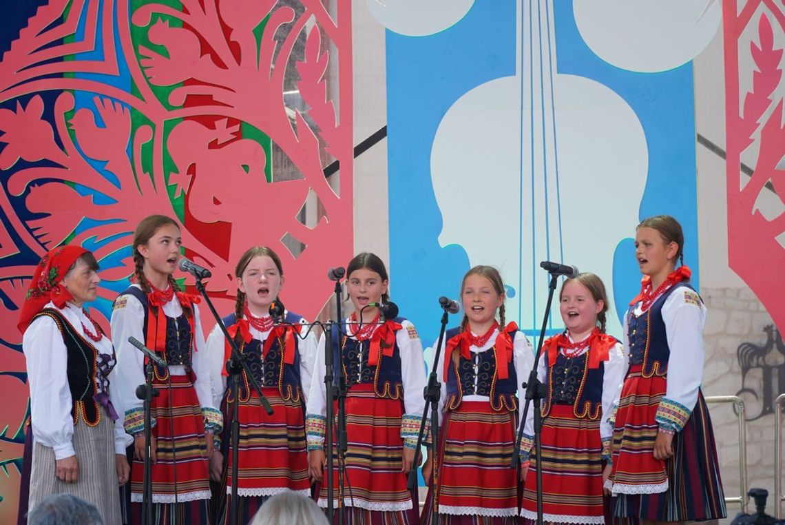 "Wrzos" i "Kukaweczki" z nagrodami w Kazimierzu Dolnym [WYNIKI KONKURSU]