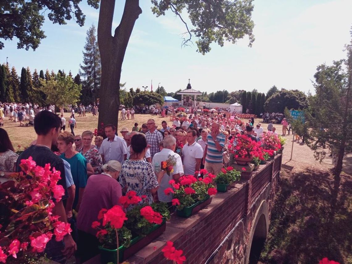 Wyruszyli na pielgrzymi szlak do Pani Podlasia [ZDJĘCIA]