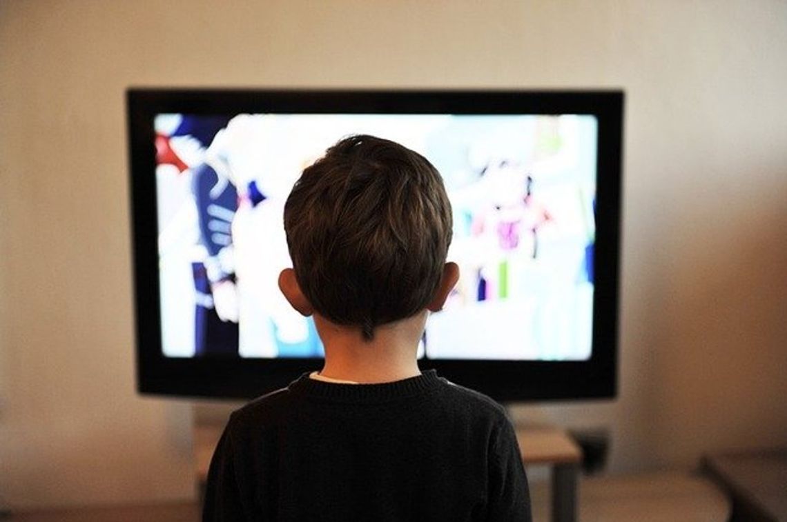 Zasady oglądania telewizji przez najmłodszych  