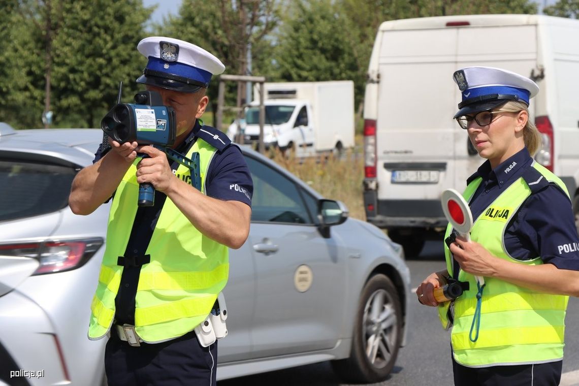 Zdejmij nogę z gazu! Policja prowadzi wielką akcję na lokalnych drogach Zdejmij nogę z gazu! Policja prowadzi wielką akcję na lokalnych drogach