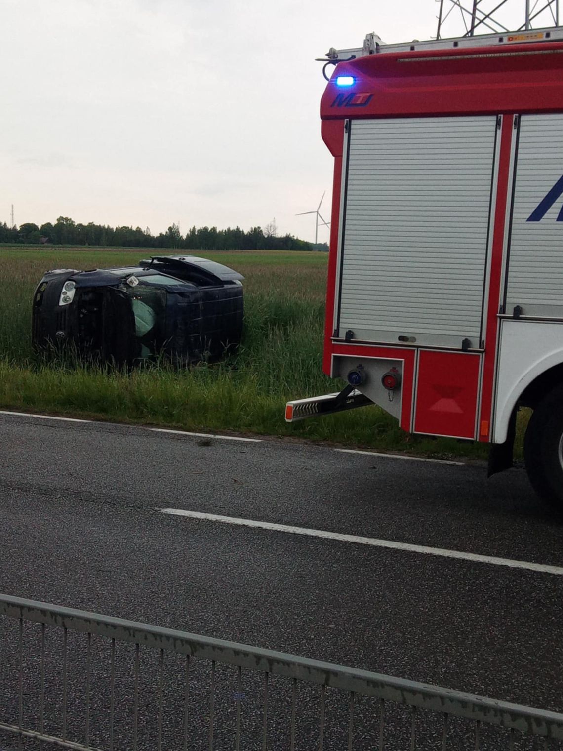 Zderzenie trzech aut w Dubicy. Rzecznik policji wyjaśnia